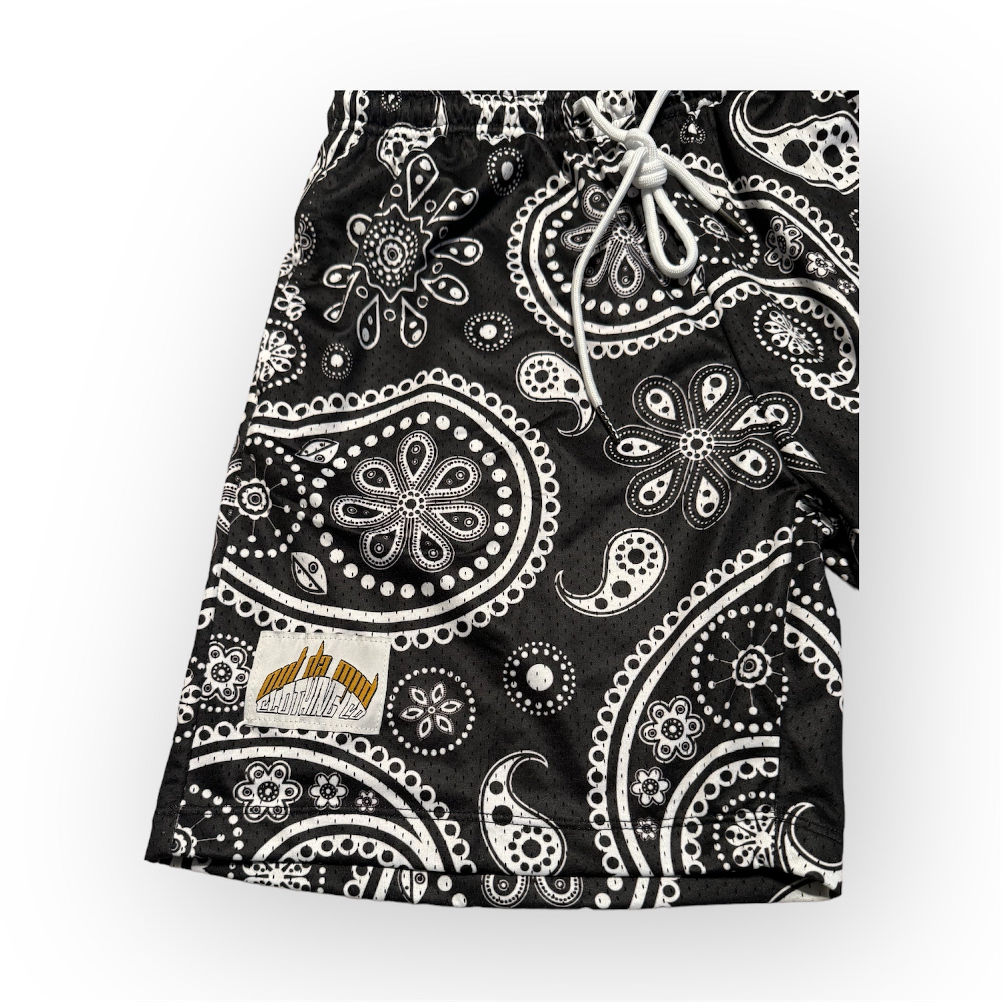 BLACK BANDANNA SHORTS