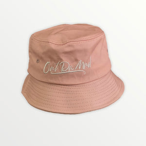 PINK BUCKET HAT